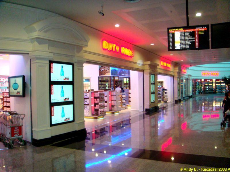 Aeroport Izmir (2).JPG